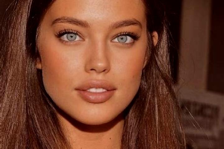 Ava, 36, a chestnut green-eyed caucasian companion based in Les Pujols. Offering Girlfriend Experience, Party Girl, Domination, Dinner Date. Available for in...