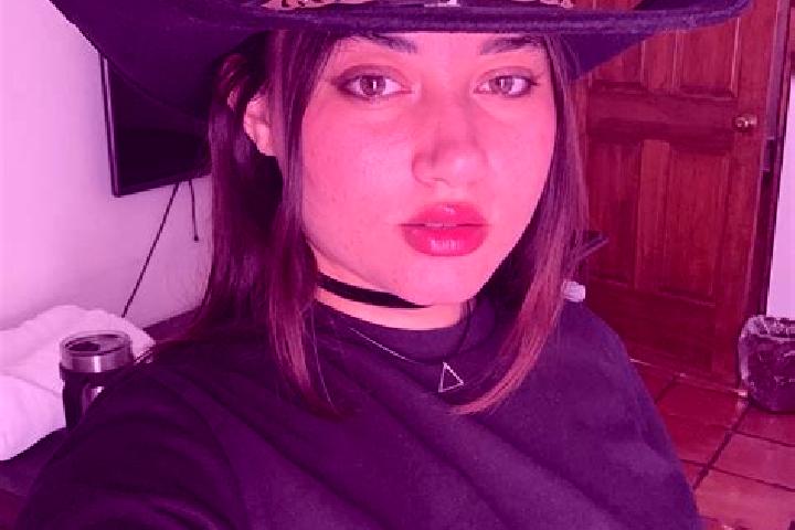 Ava, 36 — Escort in Amatal, Mexico