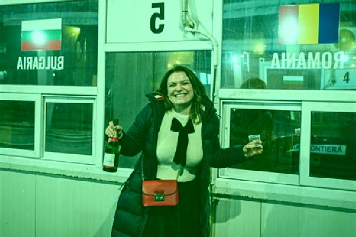 Ava, 36 — Escort in Gemenele, Romania