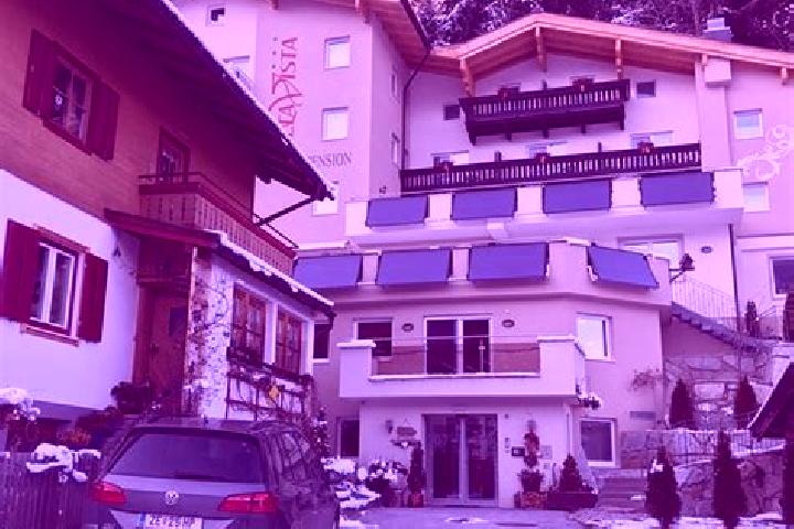 Ava, 36 — Escort in Neukirchen am Grossvenediger, Austria