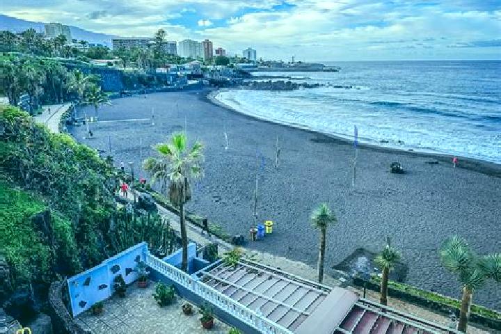 Ava, 36 — Escort in Puerto de la Cruz, Mexico