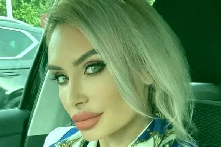 Ava, 36 — Escort in Urma, Russia