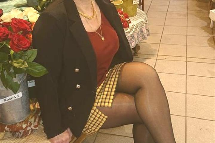 Ava, 37 — Escort in Mahomets Flats, Australia
