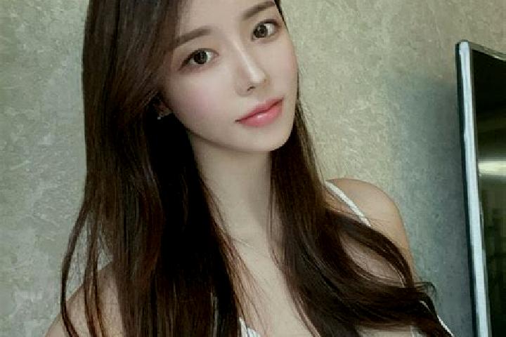 Ava, 37 — Escort in Nankouqian, China