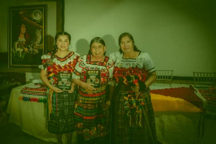 Ava, 37 — Escort in Santa Lucia Utatlan, Guatemala
