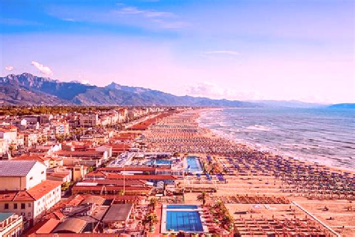 Ava, 37 — Escort in Viareggio, Italy