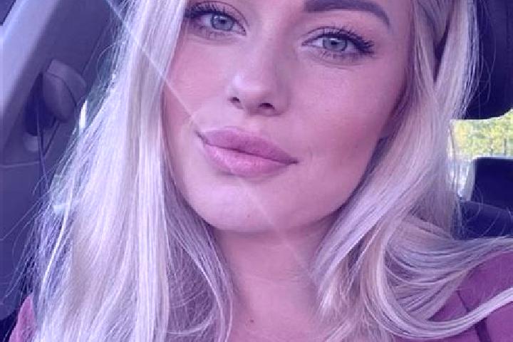 Ava, 38, a blonde hazel-eyed middle eastern companion based in Troitsko-Pechorsk. Offering Party Girl, Roleplay, Striptease, Domination. Available for incall...