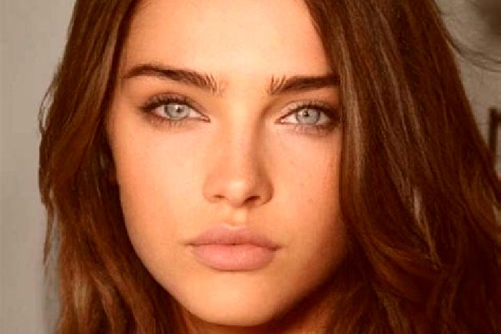 Ava, 38, a brunette blue-eyed mediterranean companion based in General Francisco J. Mujica. Offering Roleplay, Striptease, OWO. Available for incall and outc...