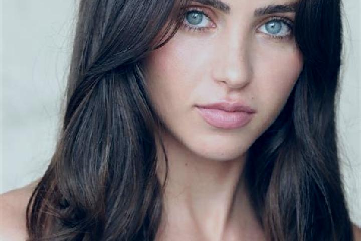 Ava, 38, a brunette brown-eyed caribbean companion based in Huilongguan. Offering Striptease, 69, Dinner Date, OWO, Travel Companion. Available for incall an...