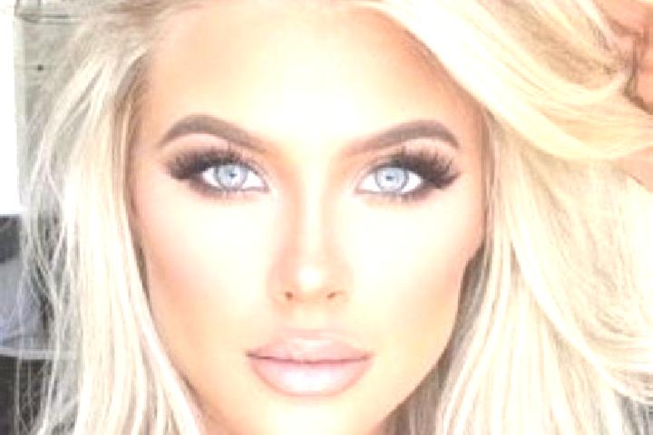 Ava, 38, a platinum blonde grey-eyed mixed companion based in Scenic. Offering Roleplay, Party Girl, Tantra, 69. Available for incall and outcall, overnight ...