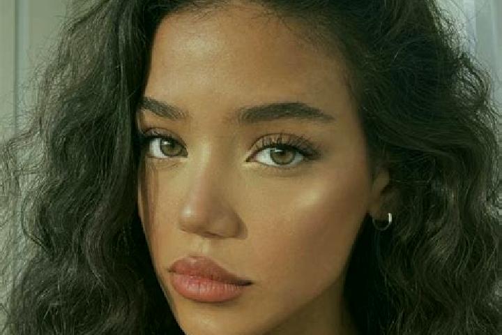 Ava, 38, a red brown-eyed ebony companion based in Nazira. Offering A-Level, Couples, Overnight, Dinner Date. Available for incall and outcall, day and eveni...