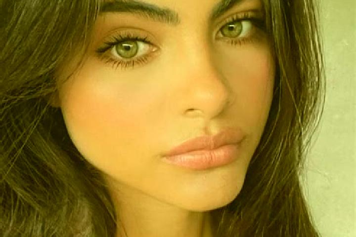 Ava, 38, a red dark-eyed indian companion based in Moncel-sur-Seille. Offering Girlfriend Experience, Domination, A-Level. Available for incall and outcall, ...