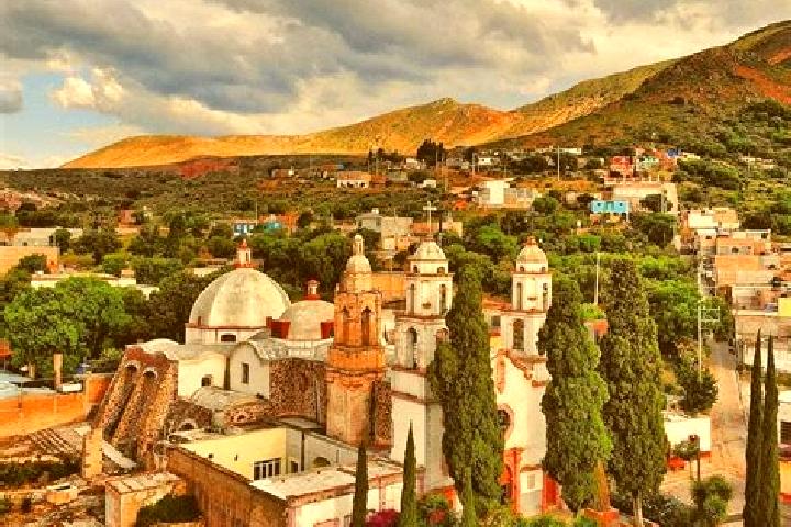 Ava, 38 — Escort in Carapan, Mexico