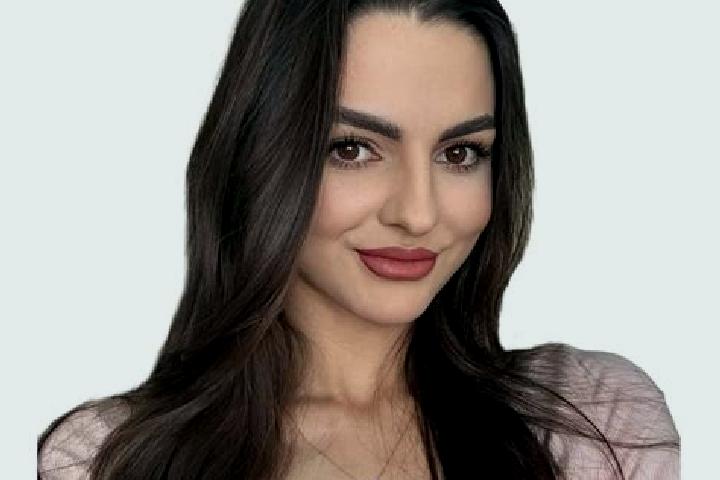 Ava, 38 — Escort in Gura Sutii, Romania