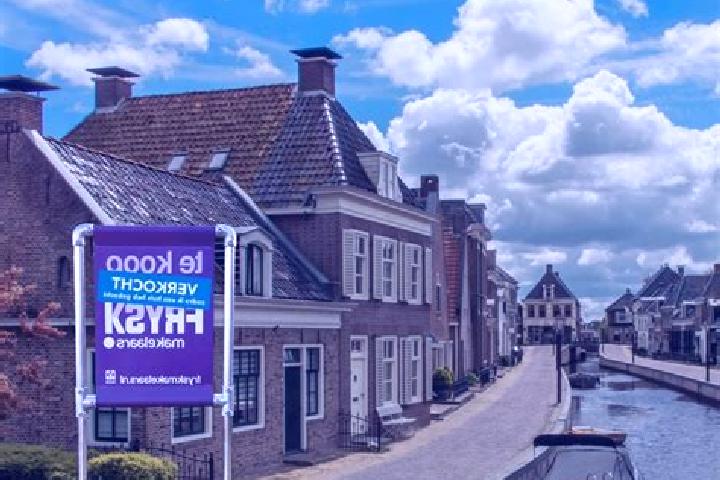 Ava, 38 — Escort in Heeg, Netherlands