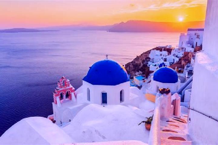 Ava, 38 — Escort in Kamaroula, Greece