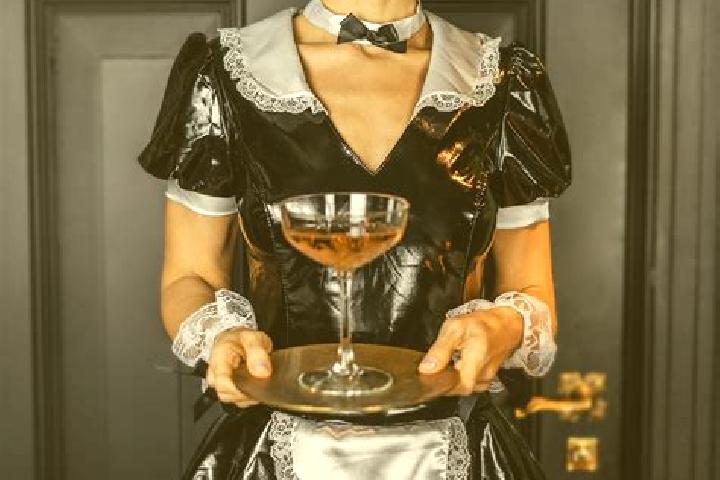 Ava, 39, a black grey-eyed caucasian companion based in Petruro. Offering Erotic Massage, GFE, BDSM, Fetish. Available for incall and outcall, overnight book...