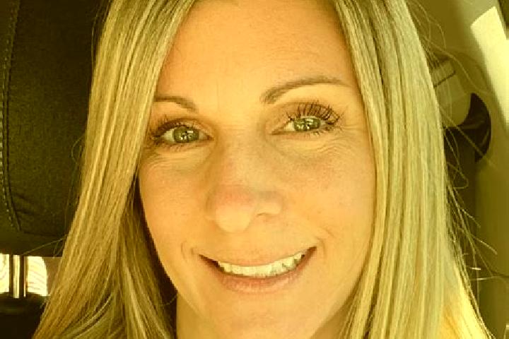 Ava, 39 — Escort in Burnsville, United States