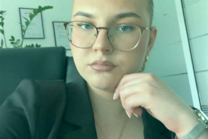 Ava, 39 — Escort in Muehlen, Austria