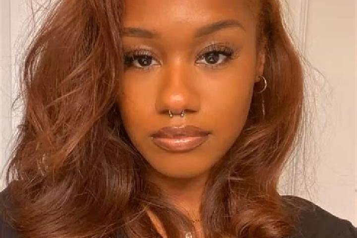 Avery, 20, a auburn amber-eyed ebony companion based in Peneng. Offering GFE, CIM, Overnight, A-Level. Available for incall and outcall, overnight bookings a...
