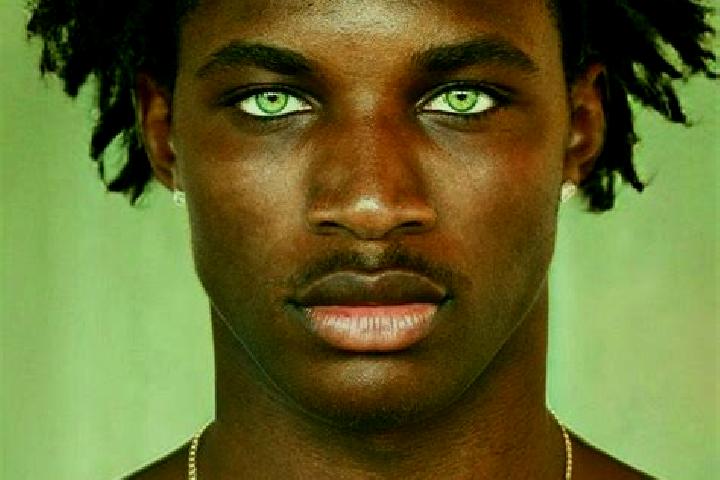 Avery, 20, a auburn green-eyed middle eastern companion based in Minga Pora. Offering Tantra, Domination, 69. Available for incall and outcall, day and eveni...
