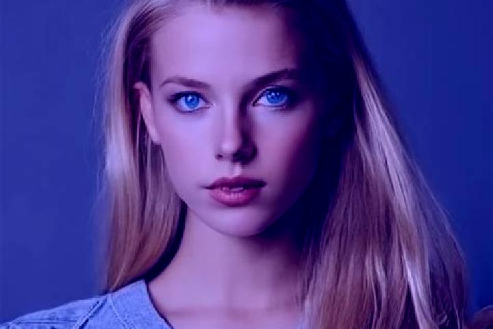 Avery, 20, a blonde grey-eyed caucasian companion based in Kidal. Offering Tantra, GFE. Available for incall and outcall, day and evening dates.