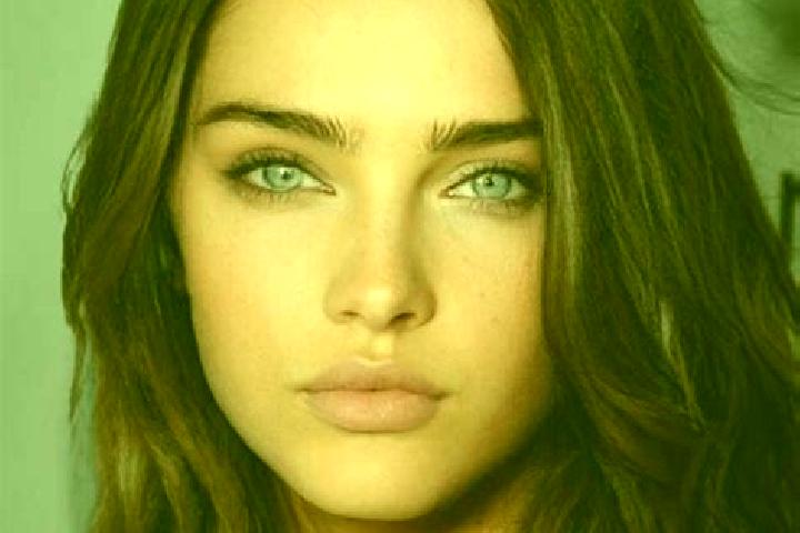 Avery, 20, a brunette amber-eyed asian companion based in Bono. Offering 69, OWO, Travel Companion. Available for incall and outcall, day and evening dates.