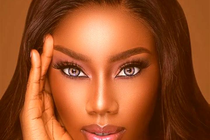 Avery, 20, a chestnut blue-eyed ebony companion based in Mariano Acosta. Offering Striptease, Overnight, Massage. Available for incall and outcall, day and e...
