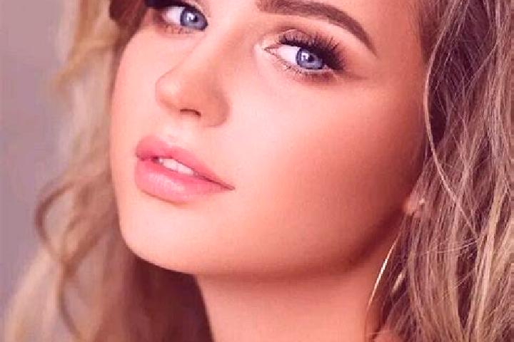 Avery, 20, a dark blonde blue-eyed slavic companion based in Sipiongot. Offering Couples, CIM, Girlfriend Experience. Available for incall and outcall, overn...