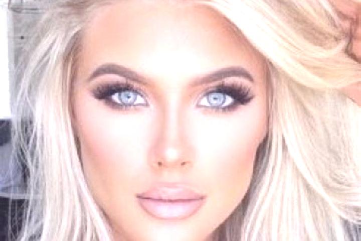 Avery, 20, a platinum blonde hazel-eyed slavic companion based in Tacir. Offering Massage, Party Girl, A-Level. Available for incall and outcall, day and eve...