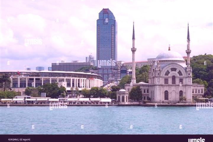 Avery, 20 — Escort in Elmadag, Turkey