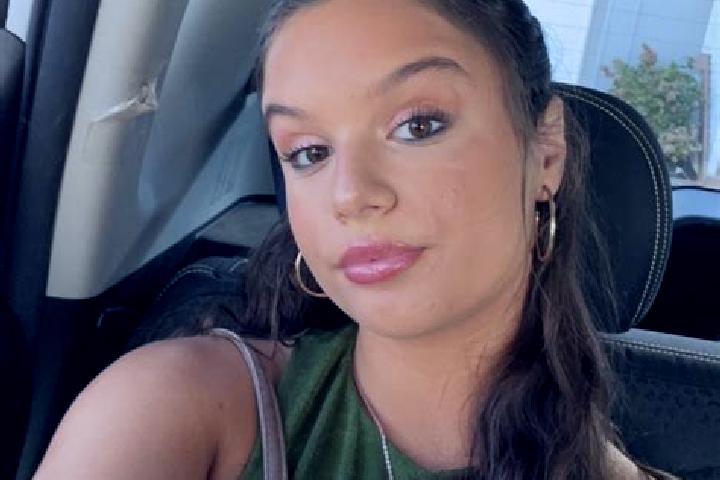 Avery, 20 — Escort in Frenchtown, United States