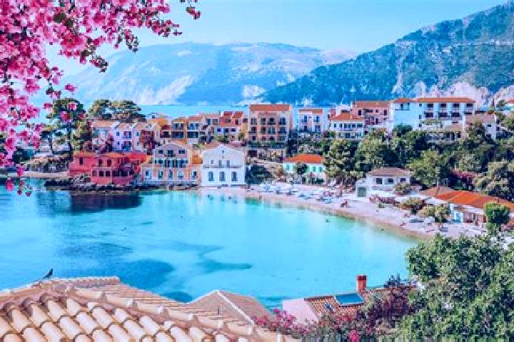 Avery, 20 — Escort in Kallimasia, Greece