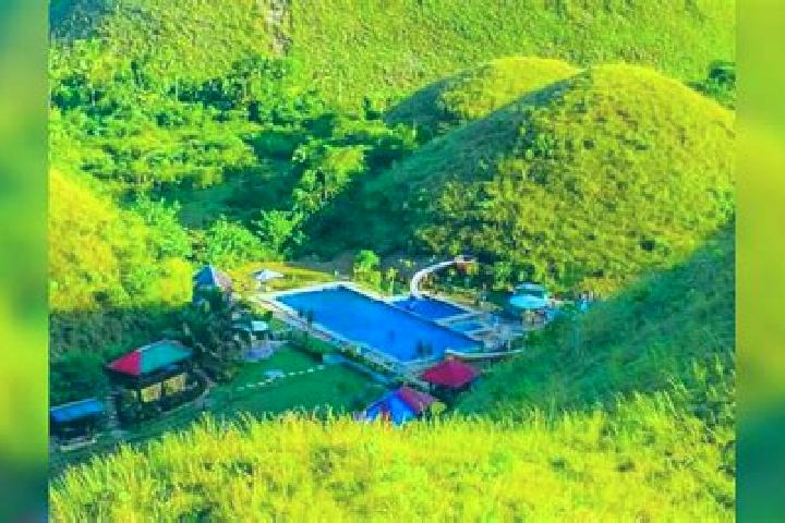 Avery, 20 — Escort in Sablan, Philippines