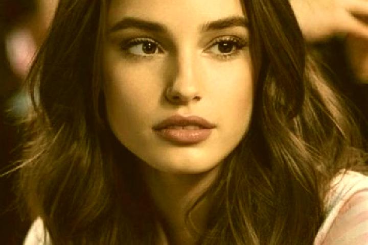 Avery, 21, a brunette brown-eyed caucasian companion based in Sarego. Offering Striptease, Overnight, CIM. Available for incall and outcall, day and evening ...