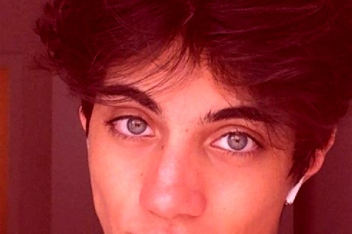 Avery, 21, a chestnut grey-eyed indian companion based in Axioupoli. Offering Fetish, Tantra, Erotic Massage, Roleplay, Striptease. Available for incall and ...
