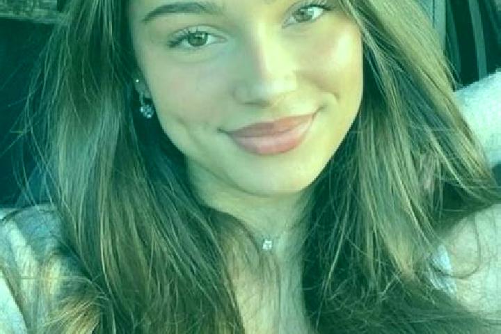 Avery, 21, a chestnut hazel-eyed caribbean companion based in Coon Valley. Offering Dinner Date, BDSM, GFE, A-Level. Available for incall and outcall, day an...