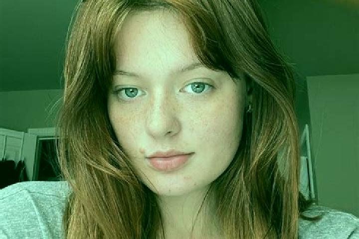Avery, 21, a red brown-eyed slavic companion based in Irymple. Offering OWO, A-Level, Girlfriend Experience. Available for incall and outcall, overnight book...