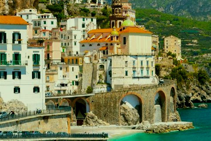Avery, 21 — Escort in Gabbro, Italy