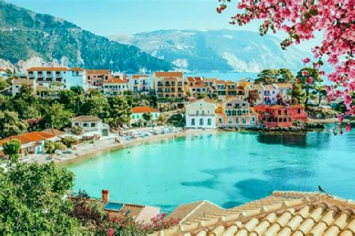 Avery, 21 — Escort in Kostakioi, Greece