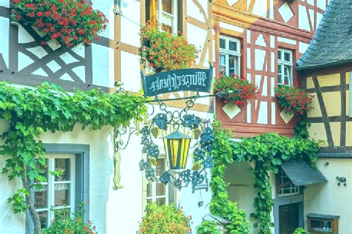 Avery, 21 — Escort in Oberboesa, Germany