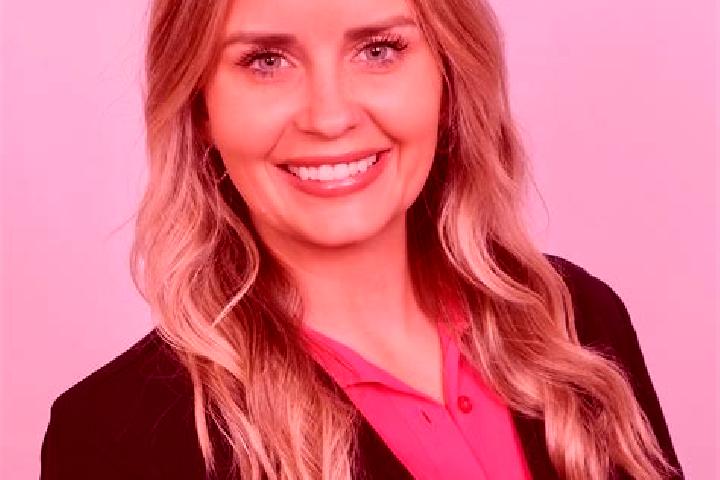 Avery, 21 — Escort in Vance, United States