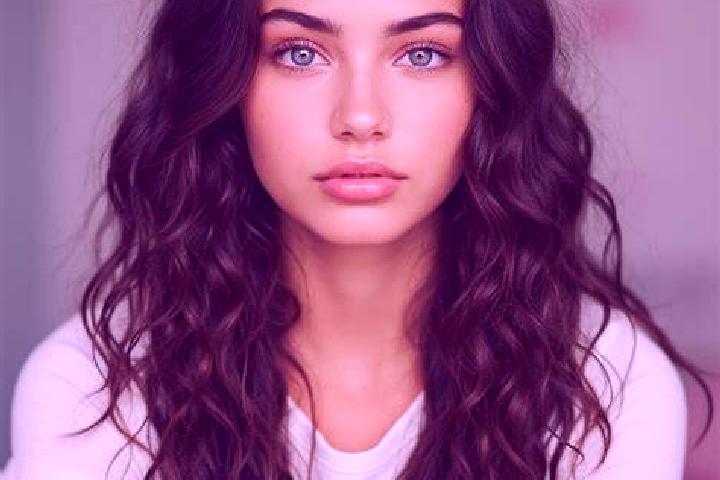 Avery, 22, a auburn amber-eyed mediterranean companion based in Karori. Offering Massage, Girlfriend Experience, Deep French Kissing. Available for incall an...