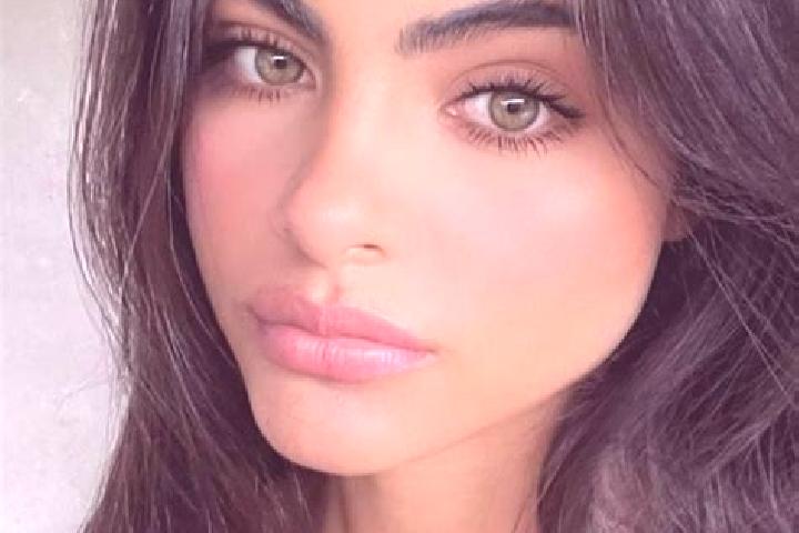 Avery, 22, a brunette green-eyed european companion based in Vitzenburg. Offering GFE, Duos, BDSM. Available for incall and outcall, overnight bookings avail...