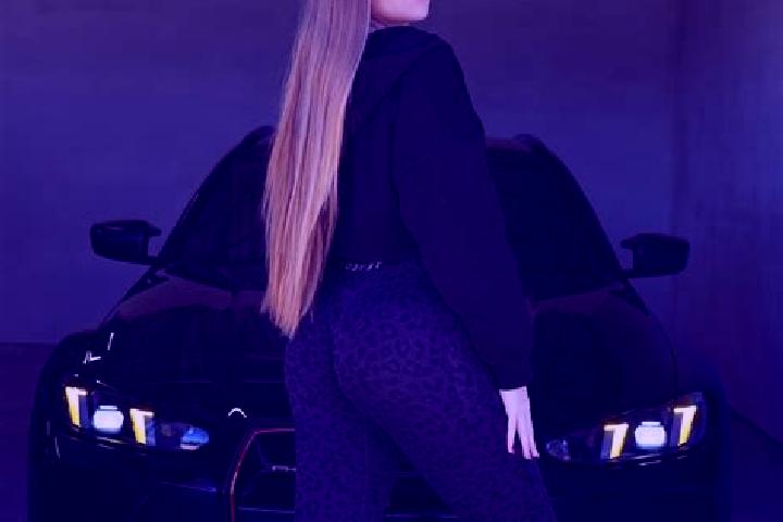 Avery, 22 — Escort in Bescheid, Germany