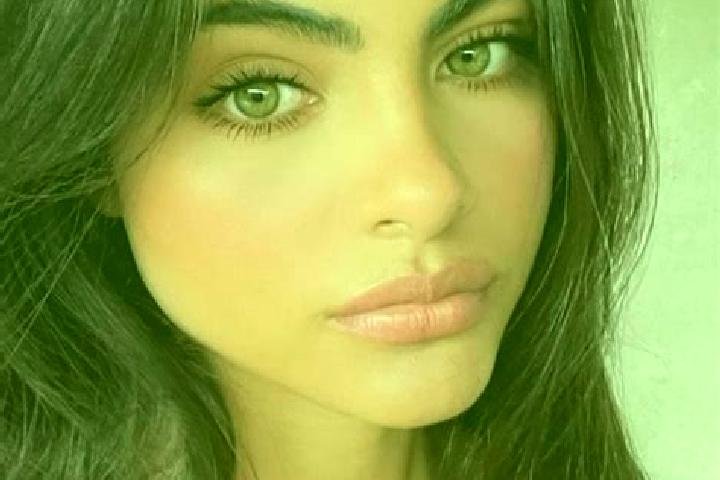 Avery, 23, a black dark-eyed middle eastern companion based in Chiche. Offering Overnight, 69, Travel Companion, Duos. Available for incall and outcall, day ...