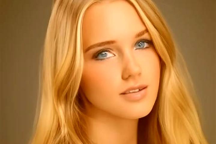 Avery, 23, a blonde brown-eyed indian companion based in Kuecueksu. Offering Prostate Massage, Party Girl, OWO, Dinner Date, Striptease. Available for incall...