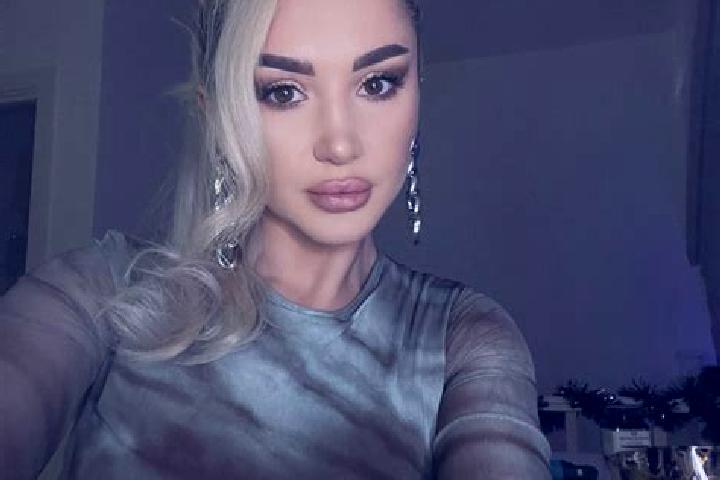 Avery, 23, a blonde brown-eyed indian companion based in Medyn. Offering Duos, BDSM, Fetish, 69, GFE. Available for incall and outcall, day and evening dates.