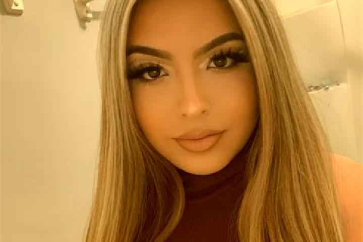 Avery, 23, a blonde dark-eyed latina companion based in Eaton Socon. Offering Duos, Striptease, Erotic Massage, Girlfriend Experience. Available for incall a...