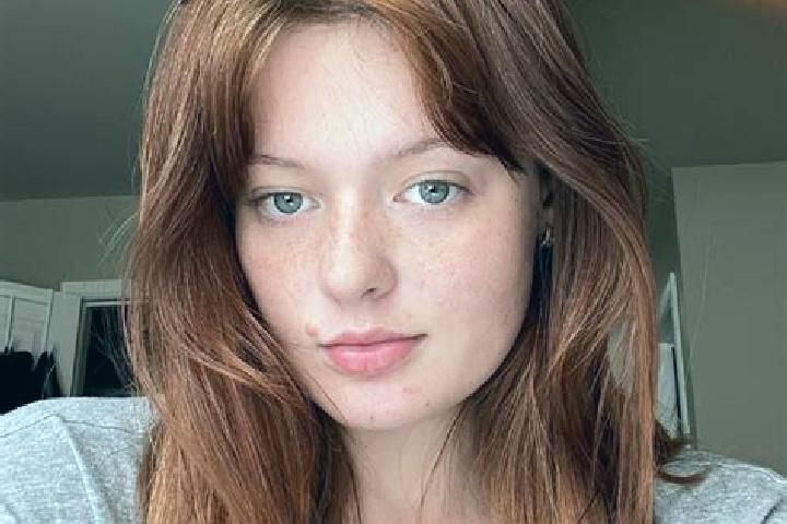 Avery, 23, a dark blonde amber-eyed caucasian companion based in Pampamarca. Offering Duos, Dinner Date, Overnight. Available for incall and outcall, overnig...